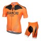 PROFESJONALNY LETNI KOMPLET ROWEROWY BIANCHI MODEL 2010/2011 Z SZELKAMI
