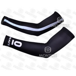 TREK PROFESJONALNE RĘKAWKI ROWEROWE 2011