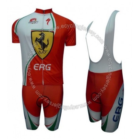 PROFESJONALNY LETNI KOMPLET ROWEROWY FERRARI 2012 Z SZELKAMI