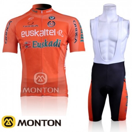 PROFESJONALNY LETNI KOMPLET ROWEROWY EUSKALTEL MODEL 2011 Z SZELKAMI