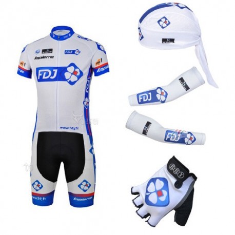 PROFESJONALNY 5 CZĘŚCIOWY KOMPLET ROWEROWY FDJ 2013