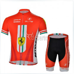 PROFESJONALNY LETNI  KOMPLET ROWEROWY FERRARI 2013/2014